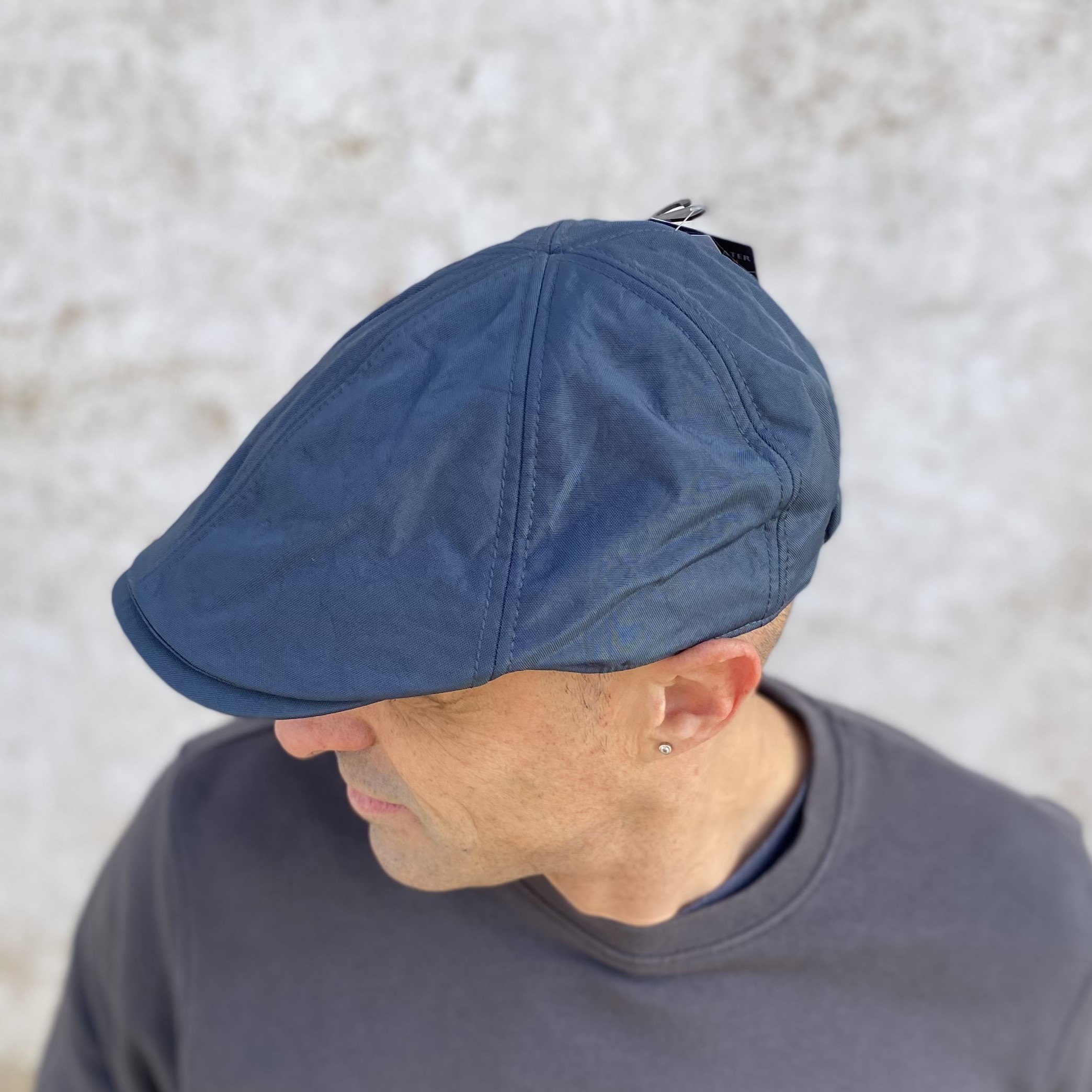 GORRA CAMPERA IMPERMEABLE AZUL