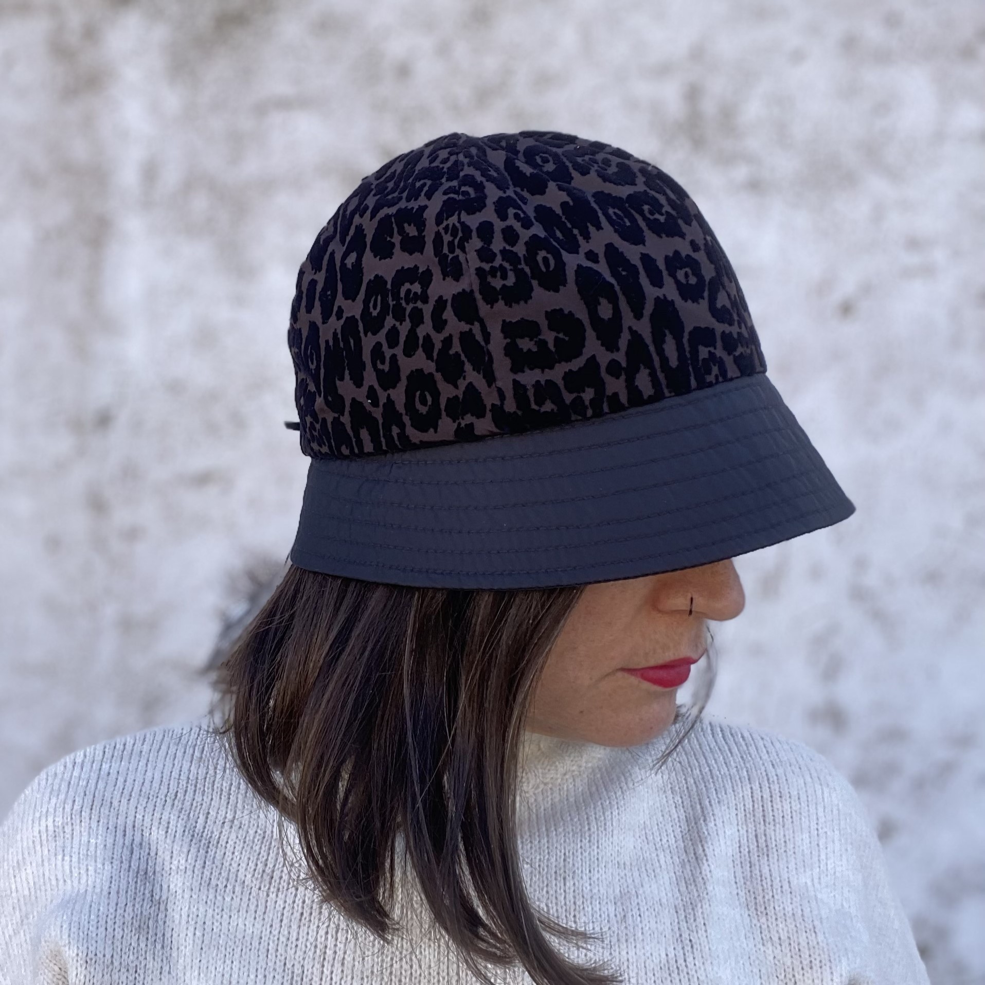 GORRO IMPERMEABLE ANIMAL PRINT