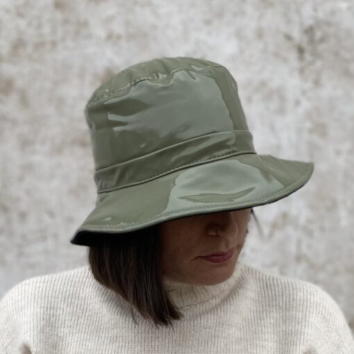 GORRO IMPERMEABLE VERDE