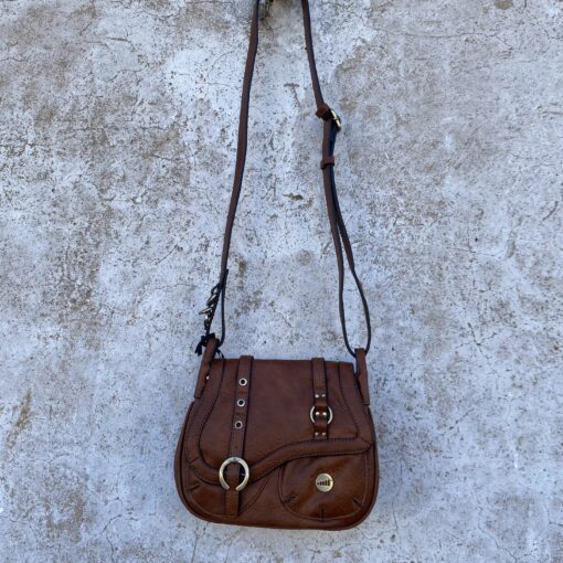 BOLSO BANDOLERA CUE MARRÓN