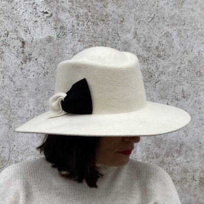 SOMBREROS