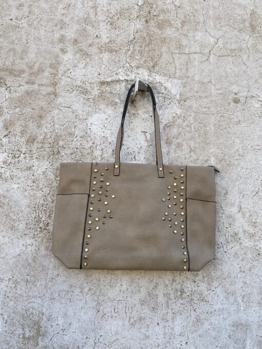 BOLSO SHOPPING TACHUELAS TAUPE - Imagen 2